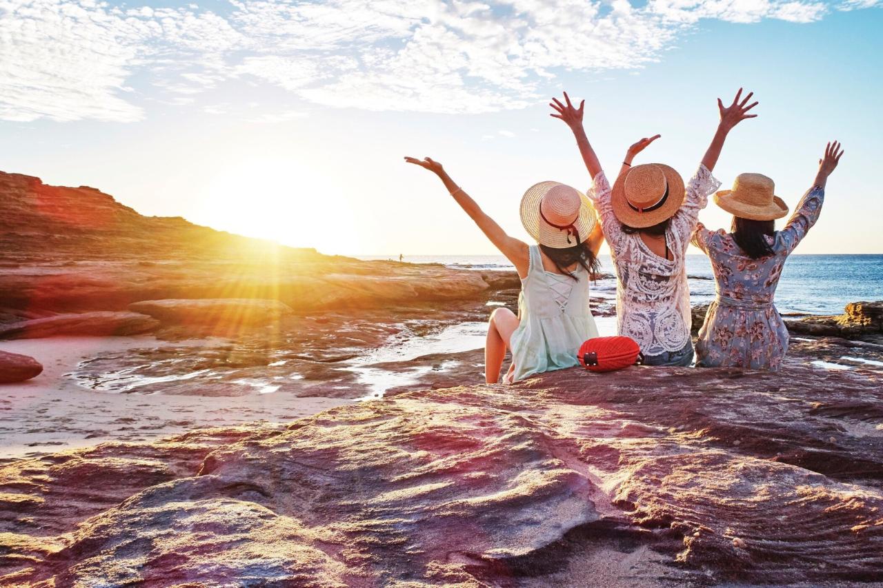 Wildlife Tours Australia: 7 Day Perth to Exmouth Return - Basix Shared Accommodation