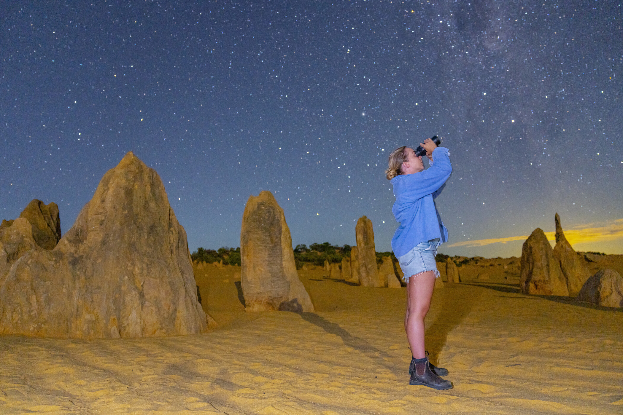 Wildlife Tours Australia: 1 Day Pinnacles Sunset Stargazing Telescope Tour