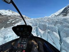 SIGHTSEEING - THE GLACIER