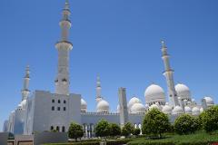 Majestic Abu Dhabi - Abu Dhabi in a Day: City Tour of Saadiyat Island & the Sheikh Zayed Grand Mosque