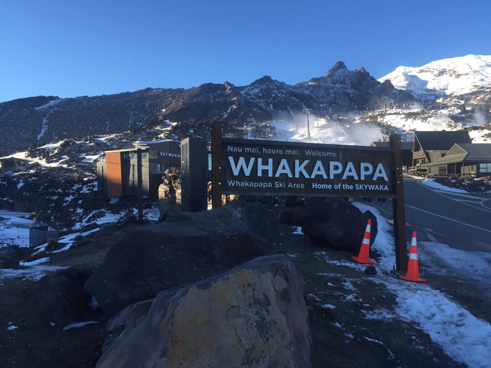 Whakapapa Snow Shuttle from National Park Village Park n Ride and Accommodation locally