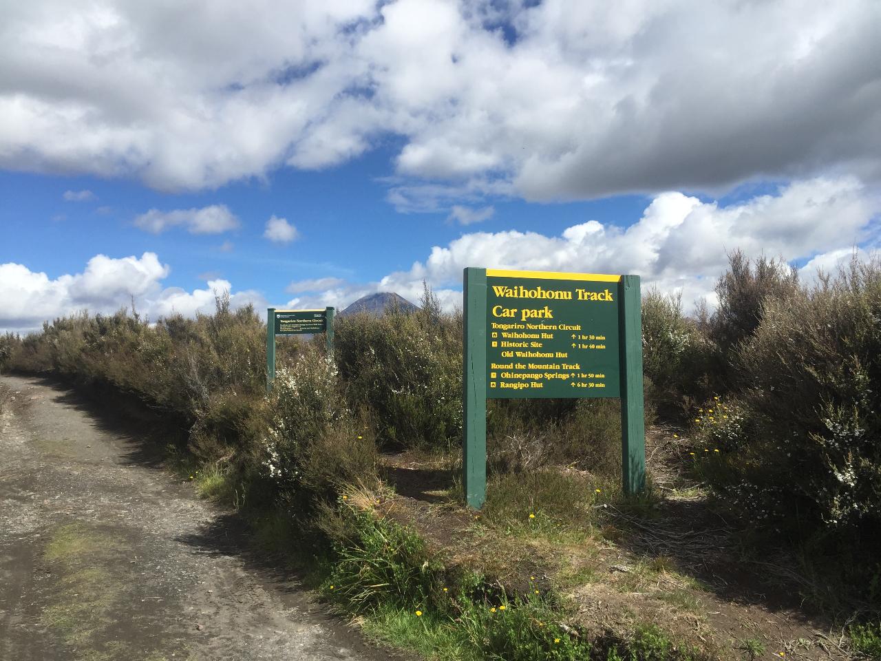 Whakapapa to/from Waihohunu Hut - Round the mountain track