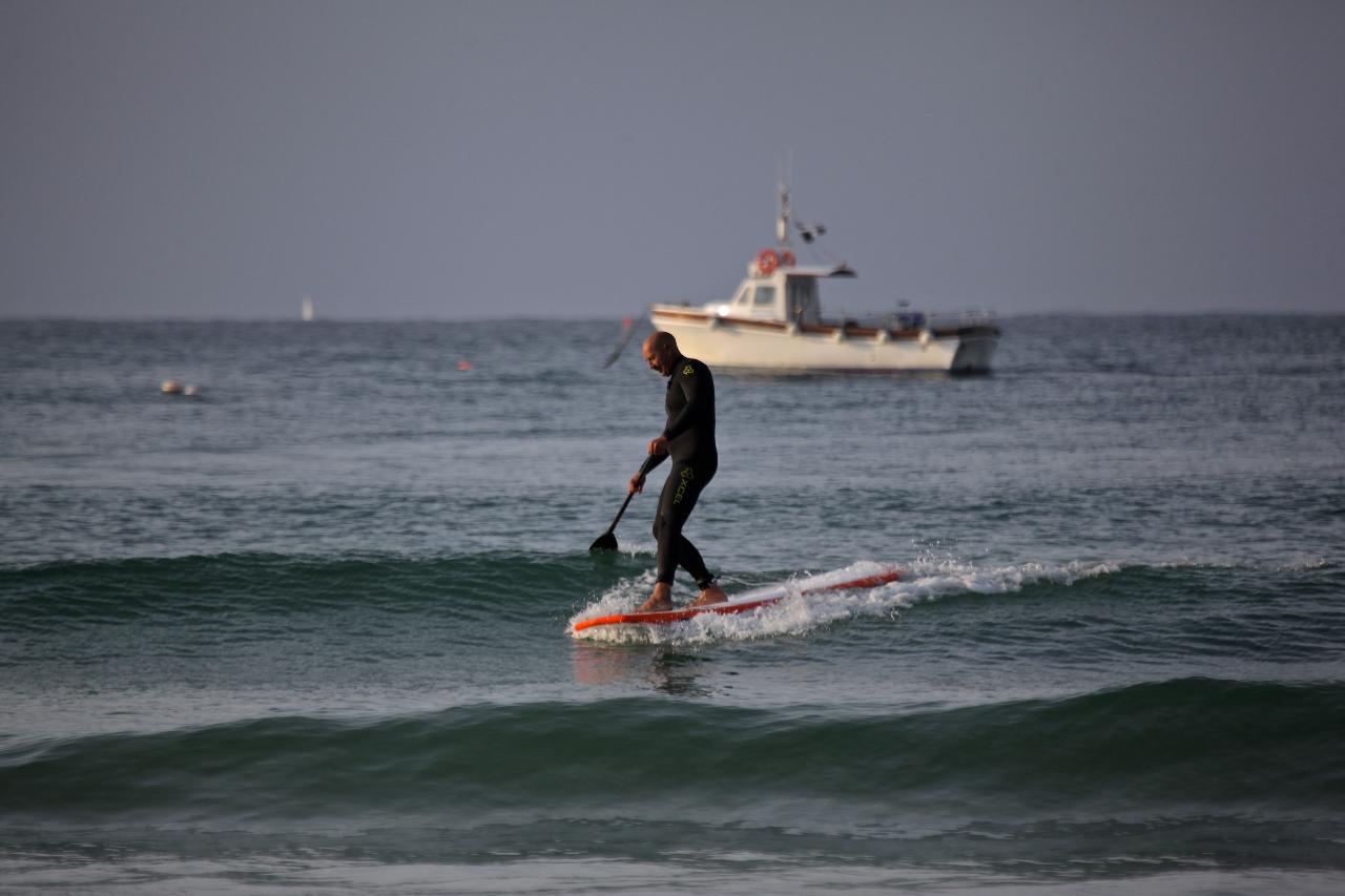 Stand Up Paddleboarding Private 1 on 1 Surf lessons