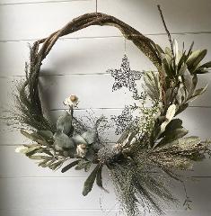 Christmas Wreath Making with Brooke Munro Sunday 7th December