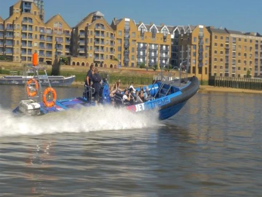ThamesJet Speed Boat Experience on the Thames