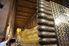 Bangkok 2-Major Royal Temples Walking Tour (2 Hours)