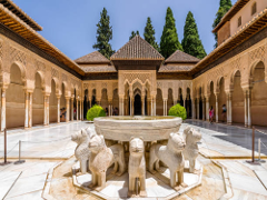 Granada: Alhambra Palace, Generalife Gardens & Nasrid Palaces Guided Tour.