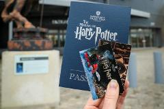 Warner Bros. Studio Tour London – The Making of Harry Potter with return transportation and Parliament & Palaces tour