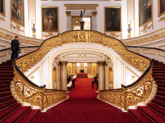 Full Royal Tour: Visit Buckingham Palace