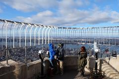 Manhattan Walking Tour & Go Up The Empire State Building (86th & 102nd Floor)