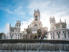 Madrid: Walking Tour of Cibeles Palace & Retiro Park