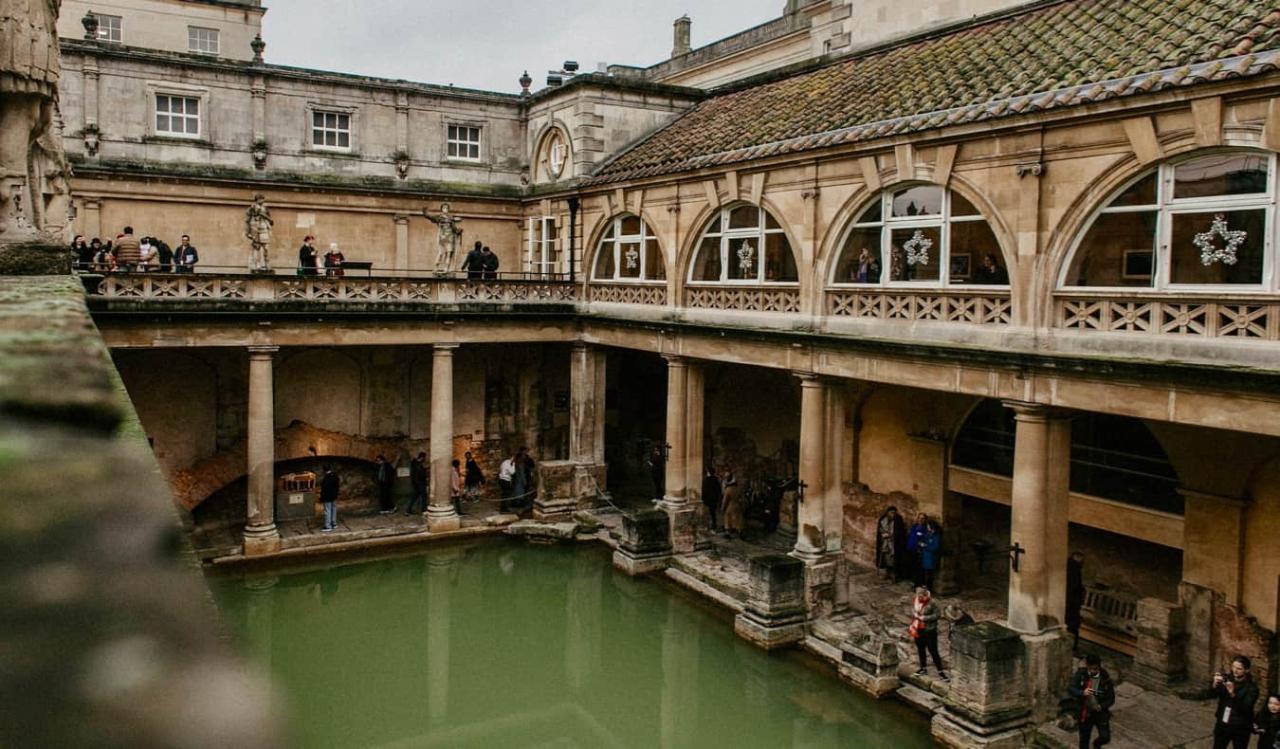 Stonehenge and Bath Tour