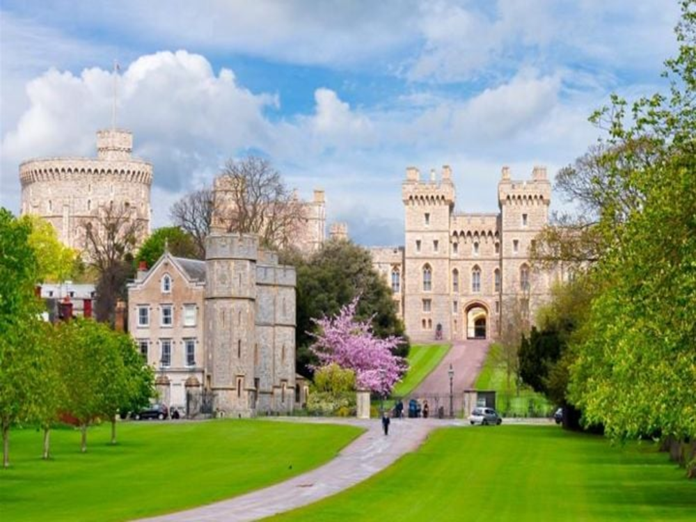 Day Trip to Windsor by Rail includes entry to Windsor Castle
