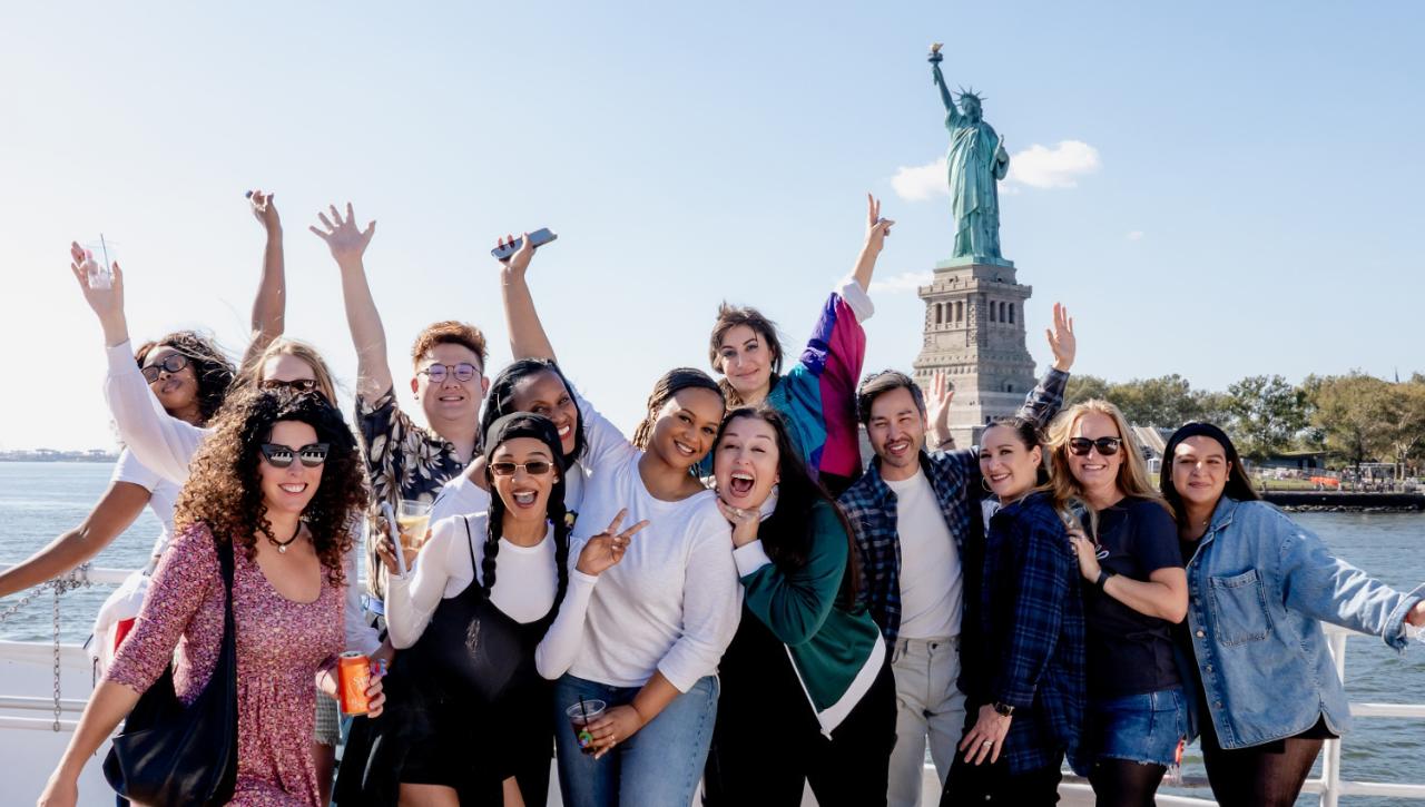 An Incredible Liberty Cruise & 3h Manhattan Walking Tour