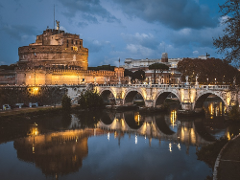 Ghosts and Mysteries of Rome Walking Tour