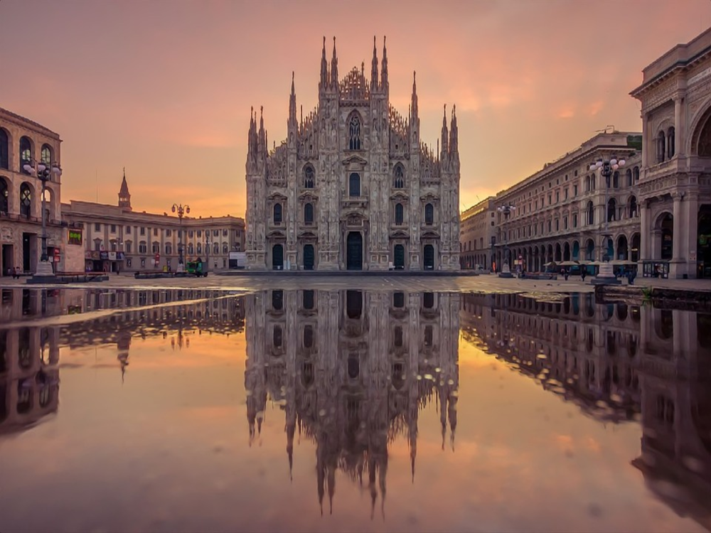 Duomo Milan Cathedral and Rooftop by stairs Guided Tour