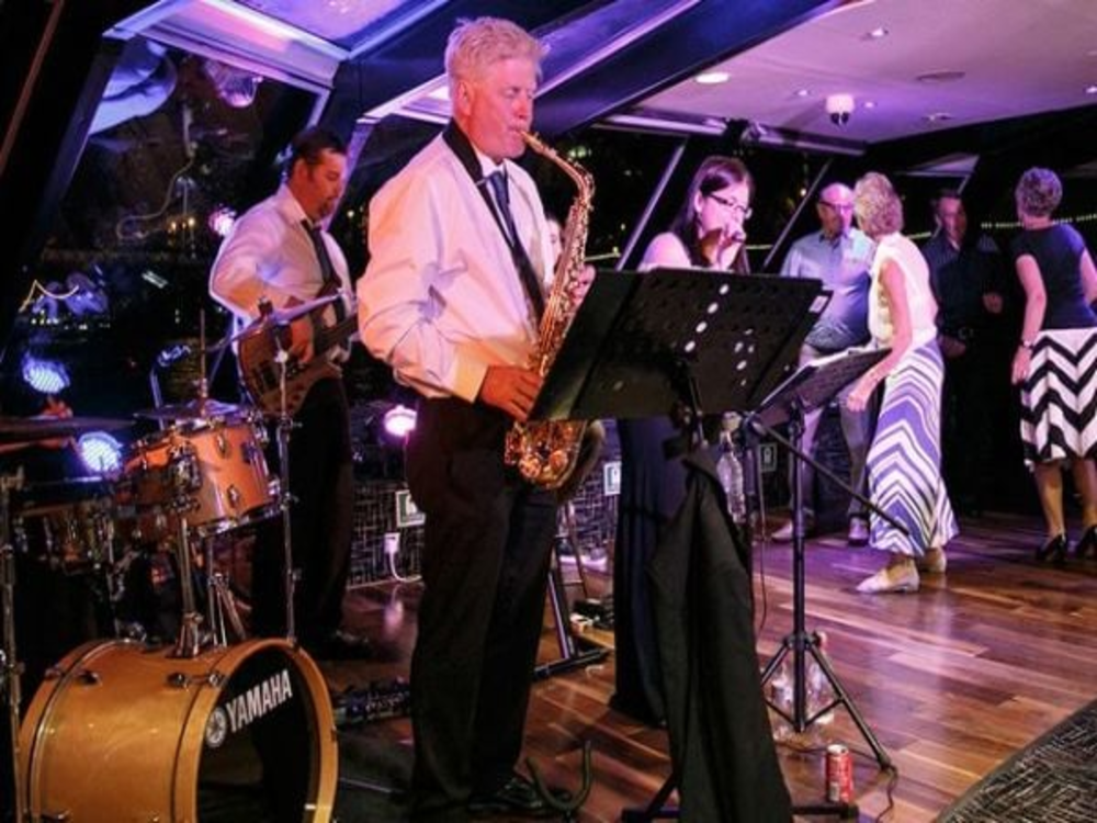 Thames Jazz Dinner Cruise with City Cruises