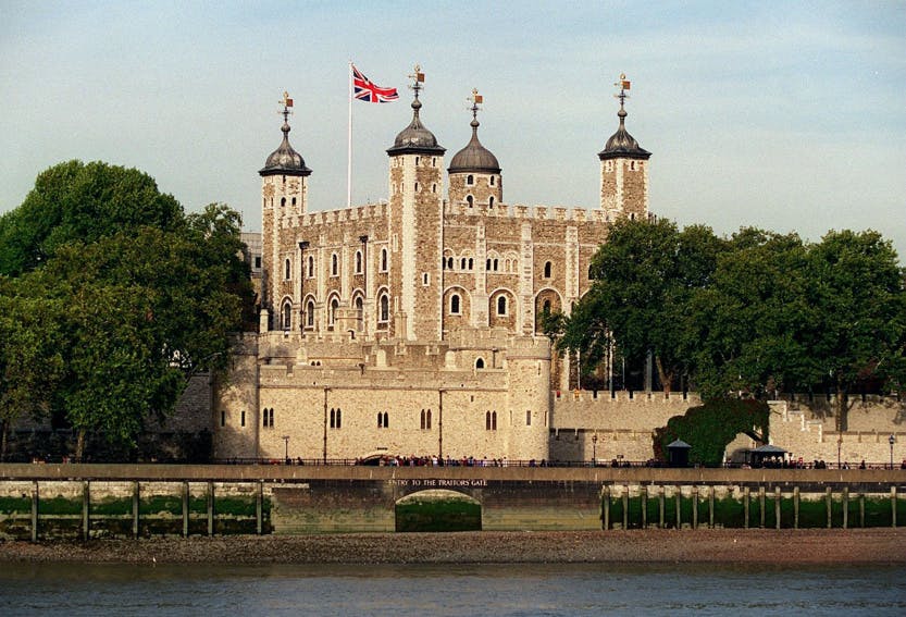 The Tower of London & See 30+ London Top Sights