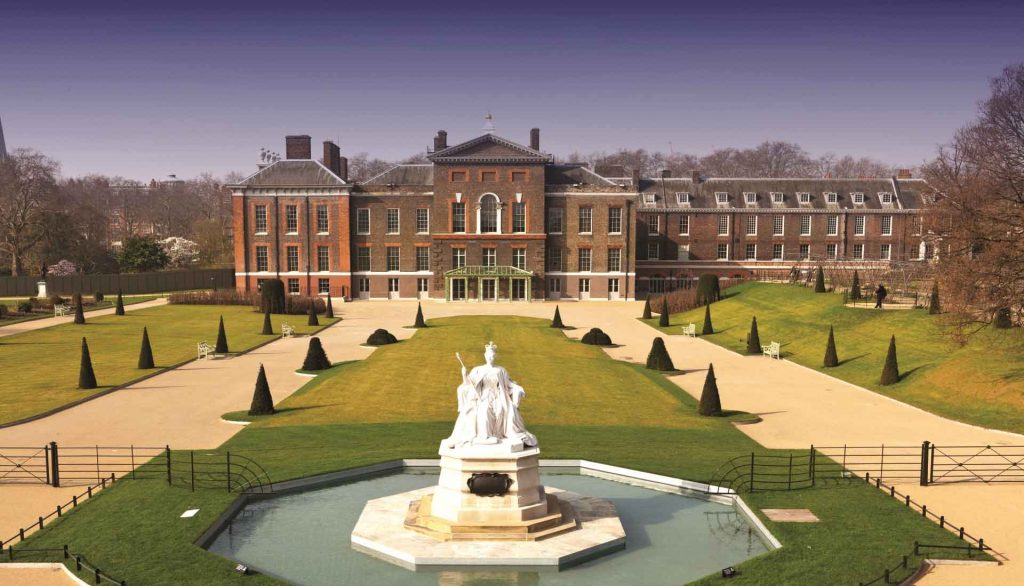 Visit Kensington Palace & 3 Hour Westminster Walking Tour (Private)