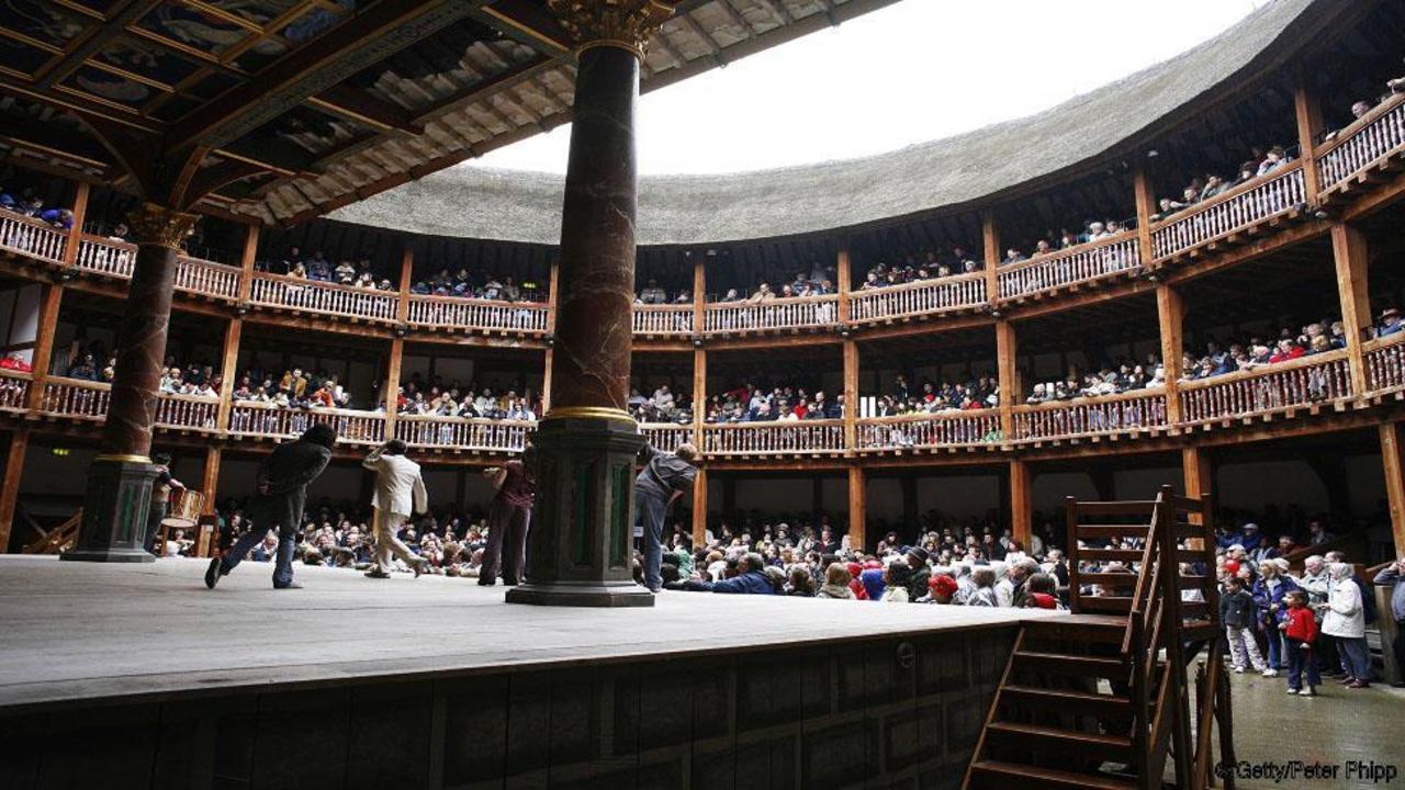 Shakespeare's Globe Theater Tour