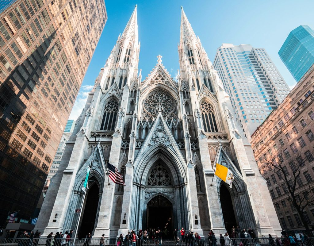 St Patricks Cathedral Tour & 30+ NYC Top Sights Walking Tour