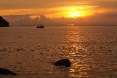 Lazy Day Phi Phi Sunset Tour by Speedboat