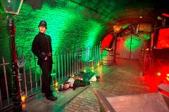Spooky London Bridge Experience & 30+ Top Sights Tour