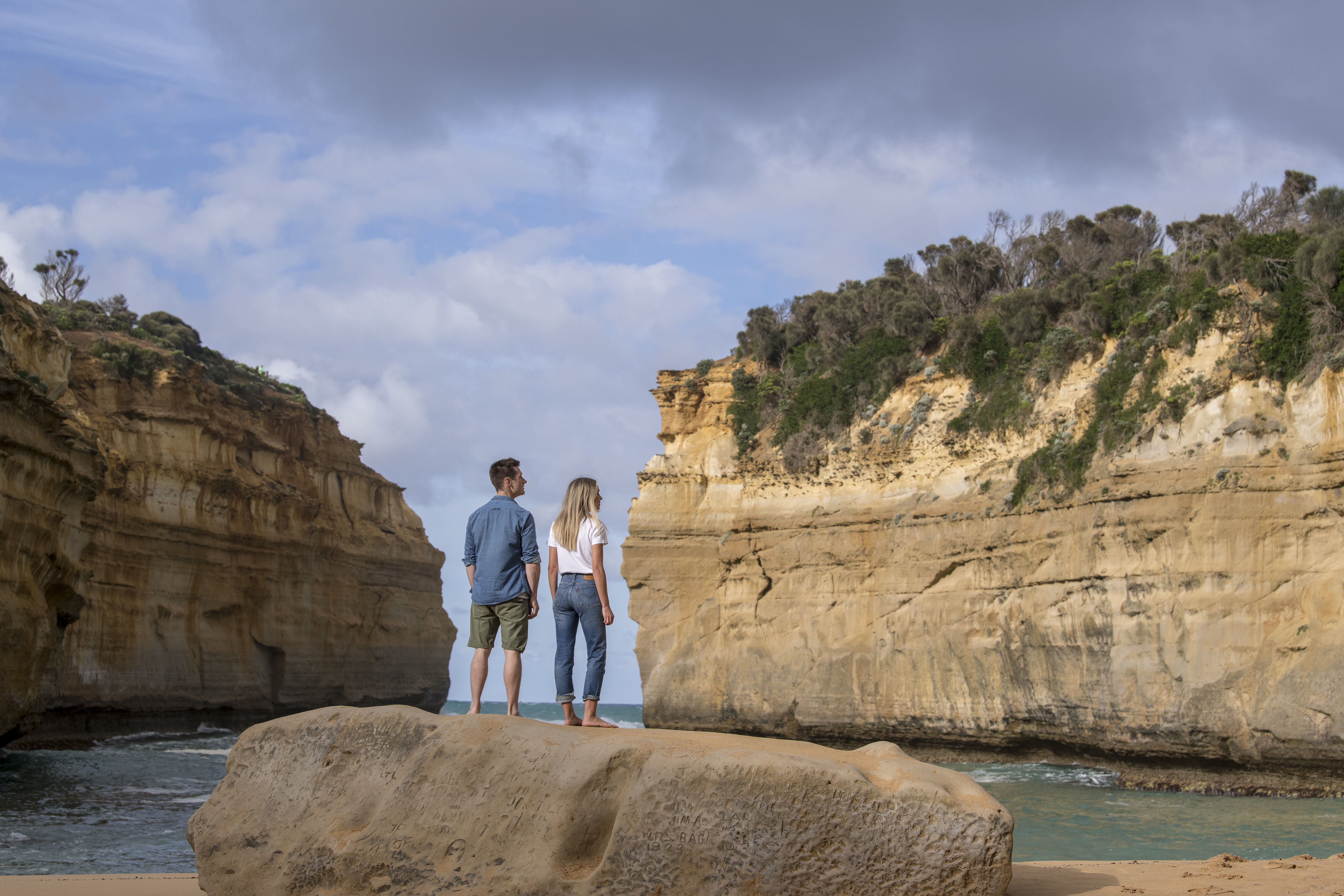 3-Day Great Ocean Road & Grampians National Park Tour from Adelaide to Melbourne  (Standard Double/Twin Room)
