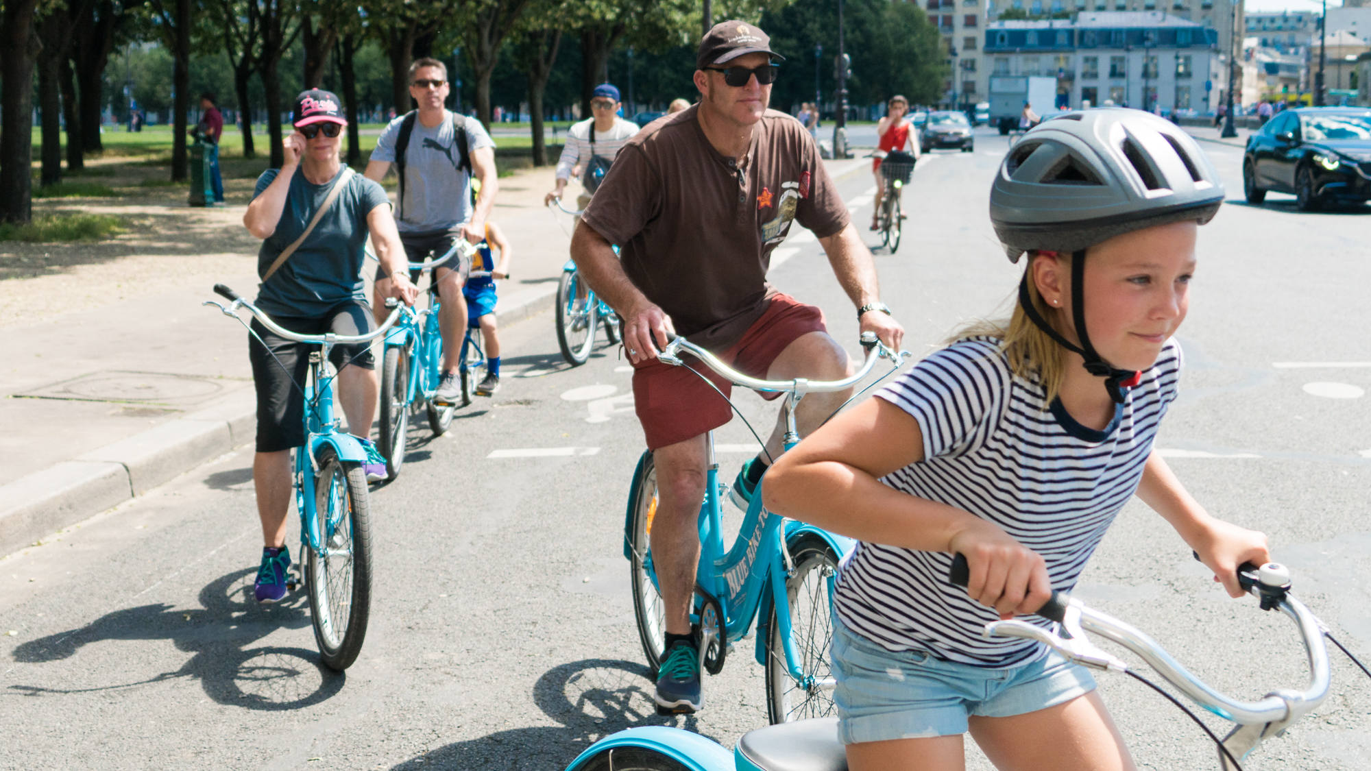 Paris Bike Tour : the Highlights including Eiffel Tower & Louvre