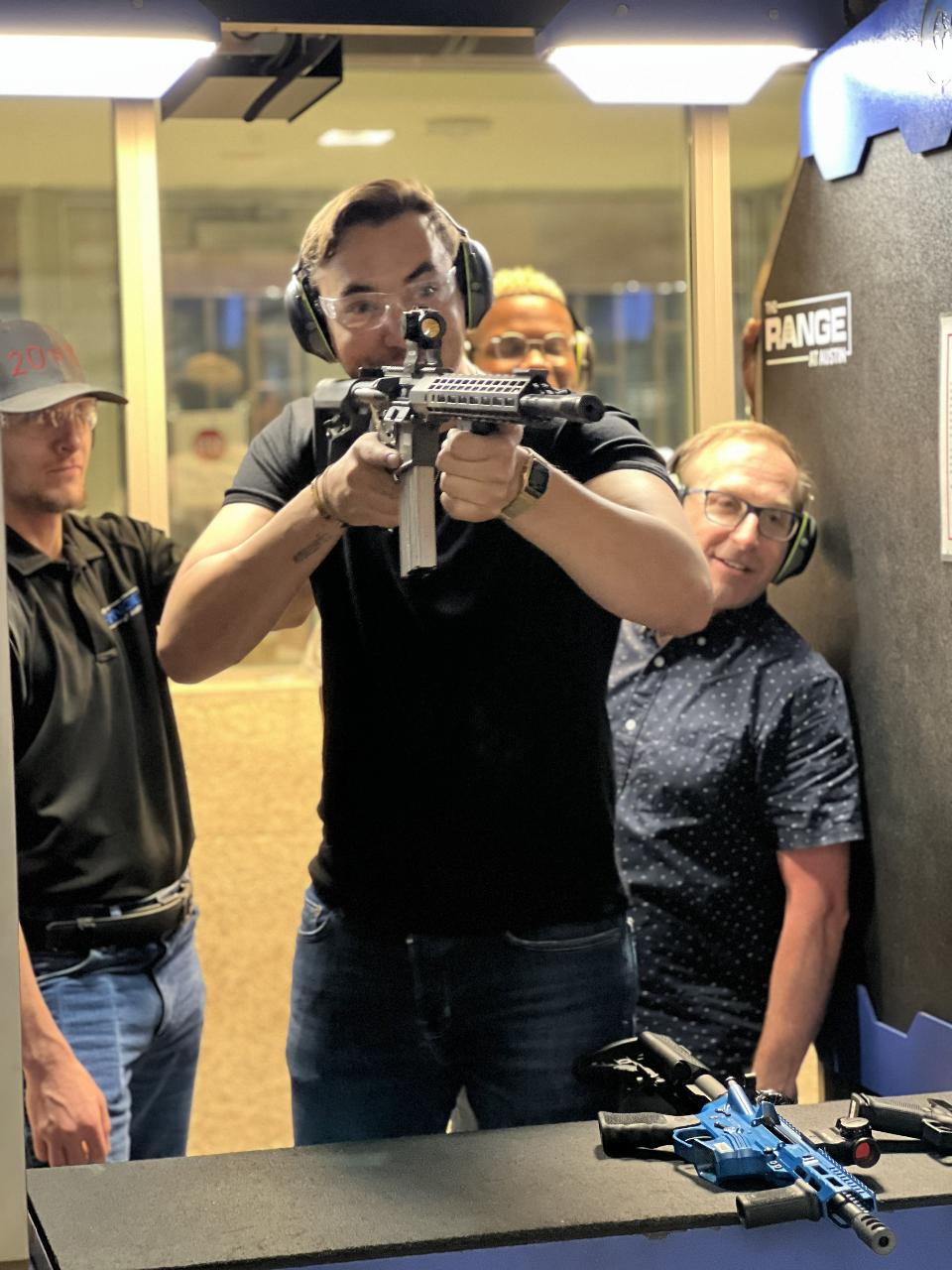 Full Auto - Two Gun Shooting Package