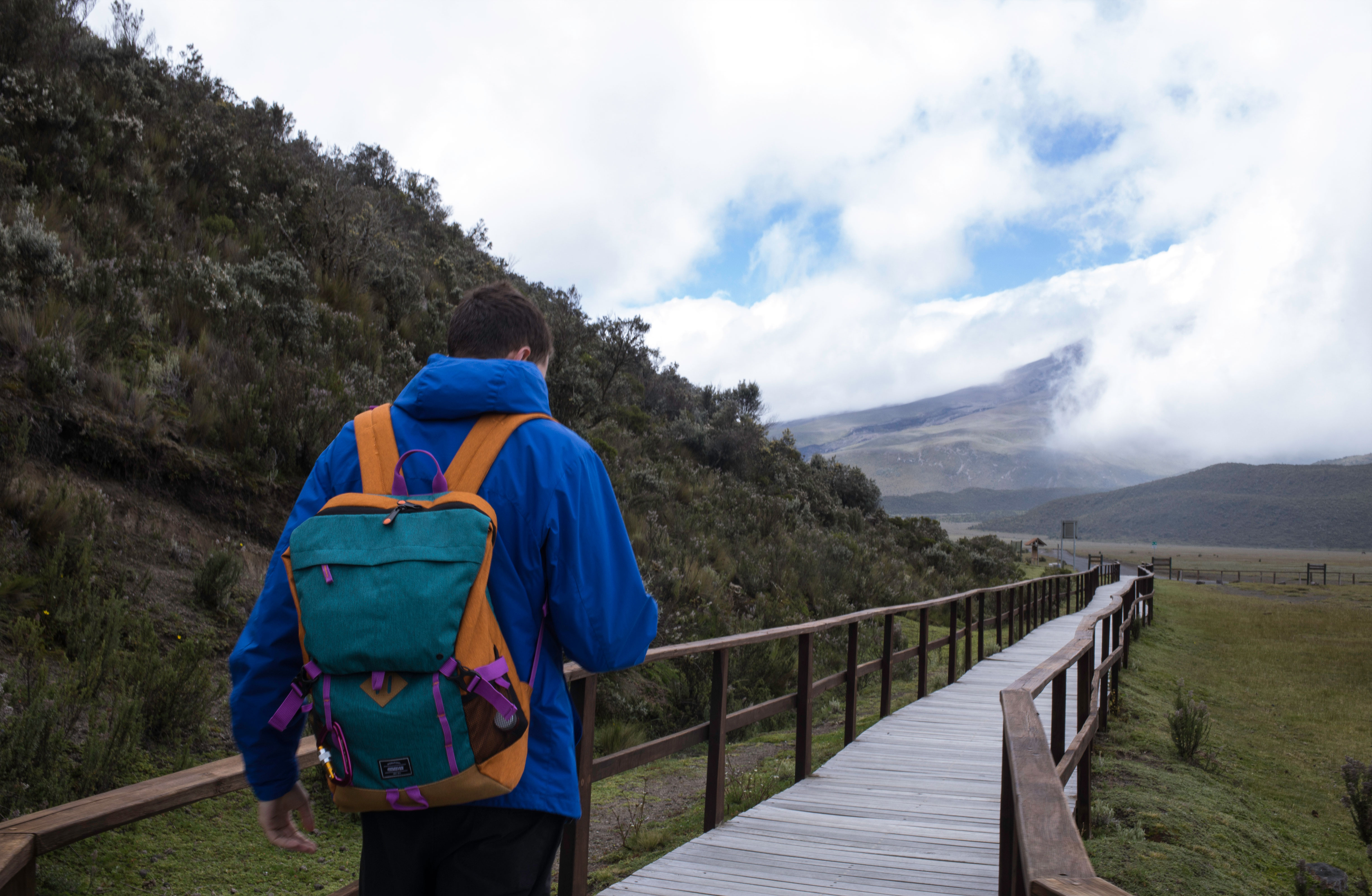 Cotopaxi National Park & Quilotoa Day Trip From Quito with Pickup