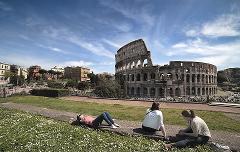 Colosseum skip the line tickets with audioguide