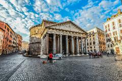 A guided walk in the historical center of Rome