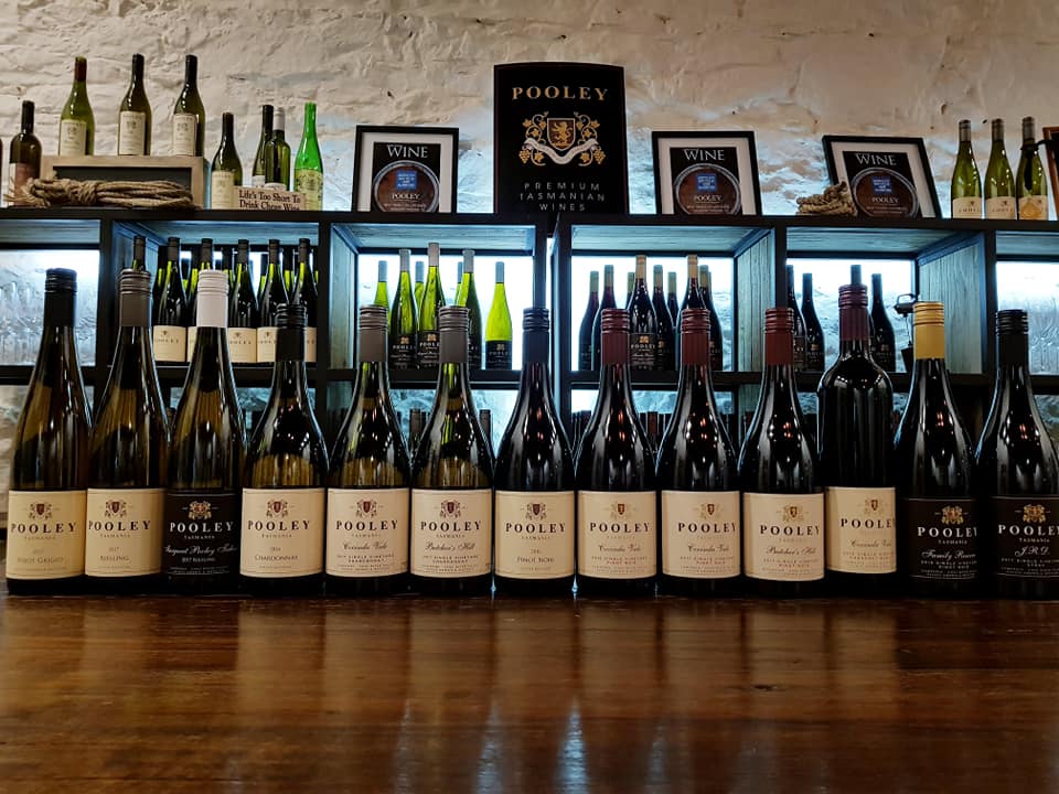 Hobart Wine Tour: Sunday Afternoon Local Wines, Cheese & Gins