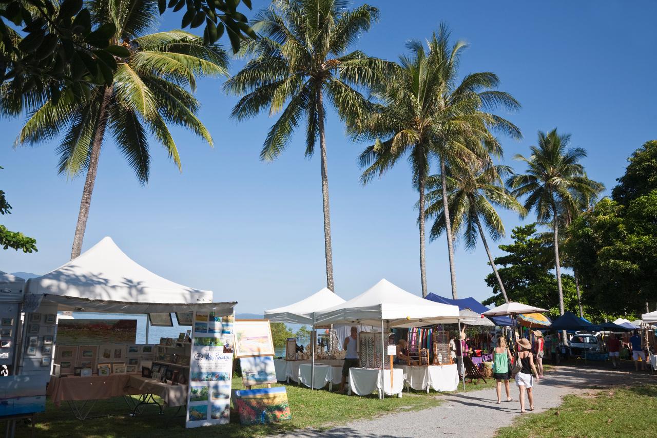 Port Douglas Sunday Markets Tour