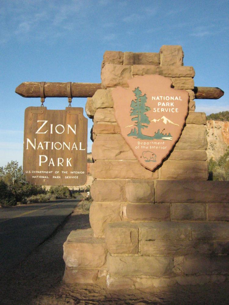 3-Day Grand Canyon, Zion, Bryce and Monument Valley Camping from Vegas | Max 13 Small Group | Breakfasts+Lunches Included