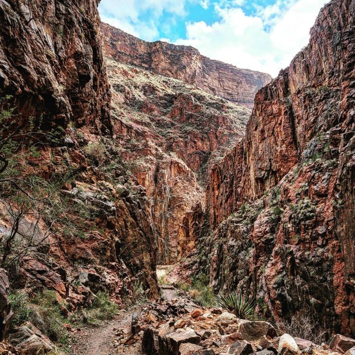 4-Day Grand Canyon Backcountry Hiking Tour from Las Vegas to Phantom Ranch