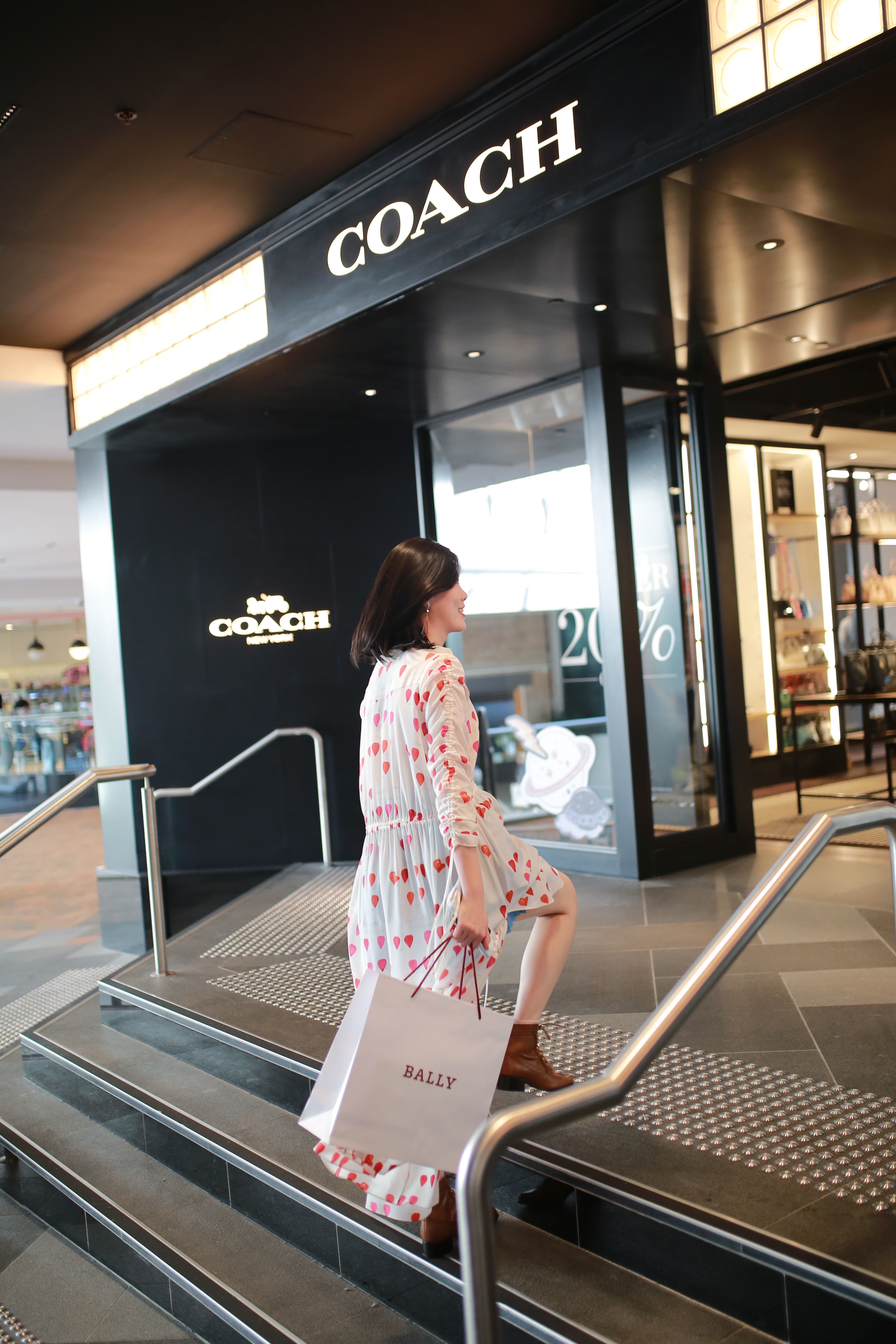 Birkenhead Point Shopping Gold Package - Darling Harbour Departure