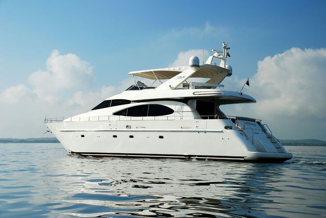 Private Yacht up to 25 People