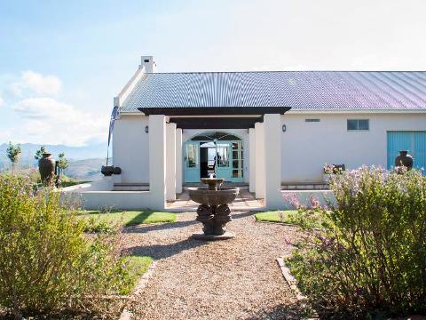 4x4_adventure_experience_wine_farm_tasting_room_building_exterior_entrance_to_estate