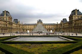 Paris: Louvre Museum Skip the Line Ticket with Audioguide