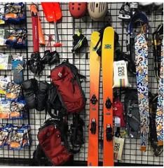 Ski Pkg: Performance All Mountain Ski /Alpine Ski, Boots, Poles (4 to Size 13)