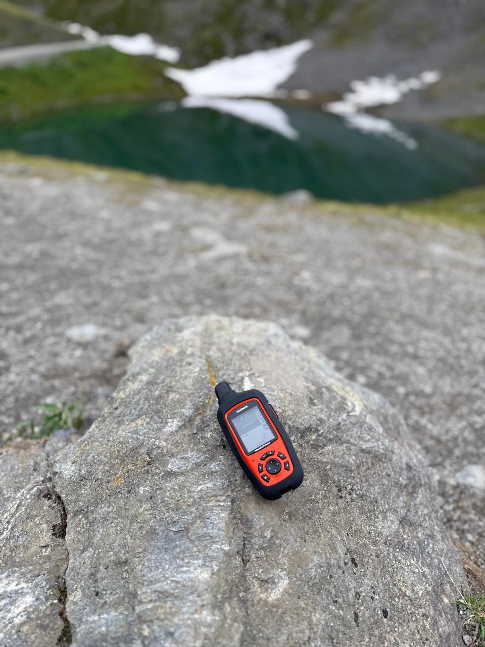 Garmin inReach Explorer / 66i -Satellite Comm/Maps/Sensors (Extra Fees for TextDatapoints see below)