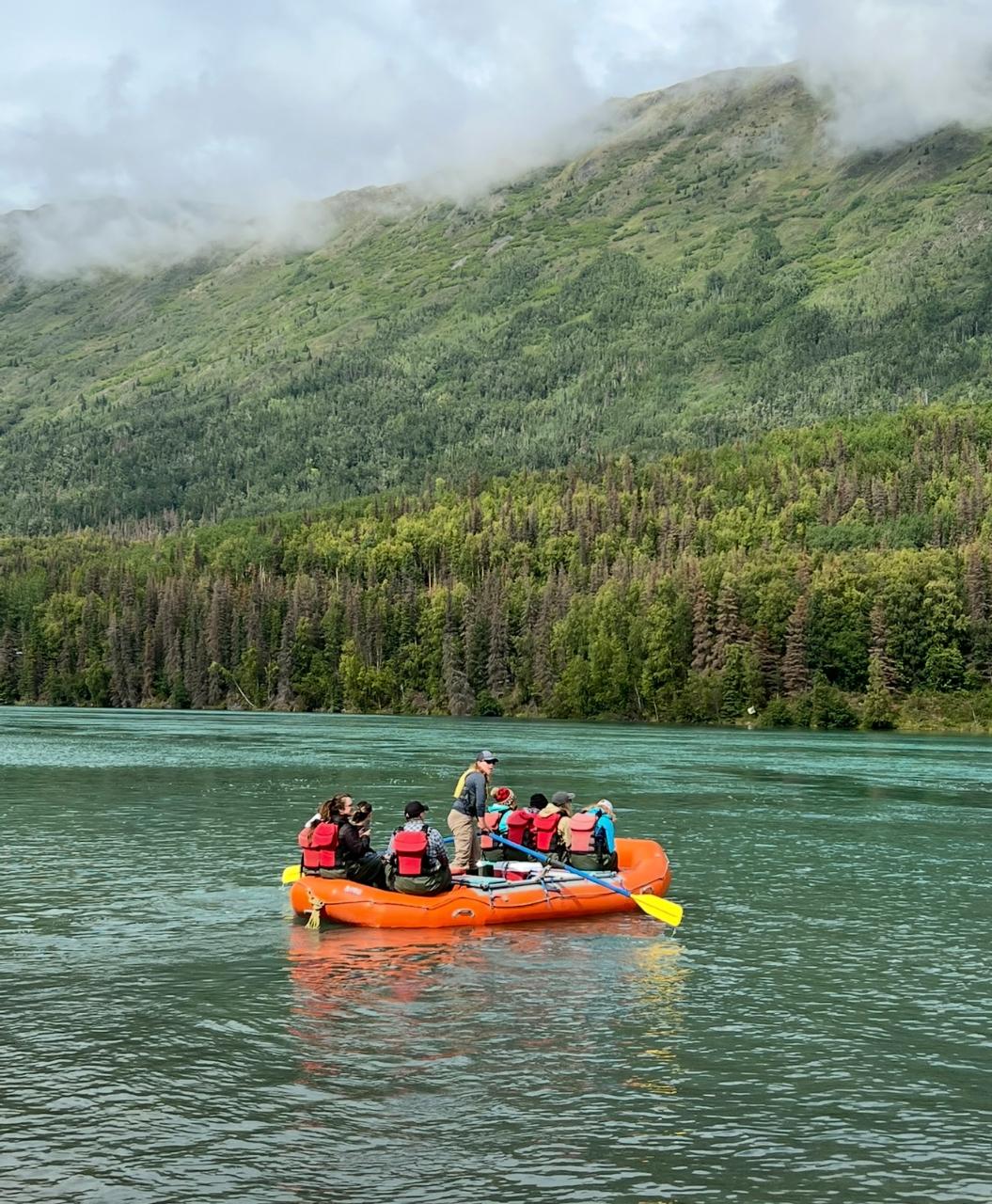 Raft 14FT/ w/rowing system Self Bailing - Several models