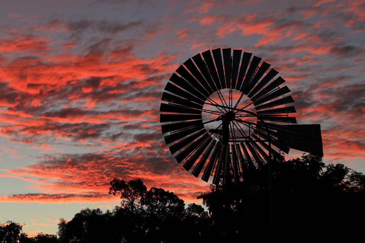 Big Sky - Outback Sunset Tour