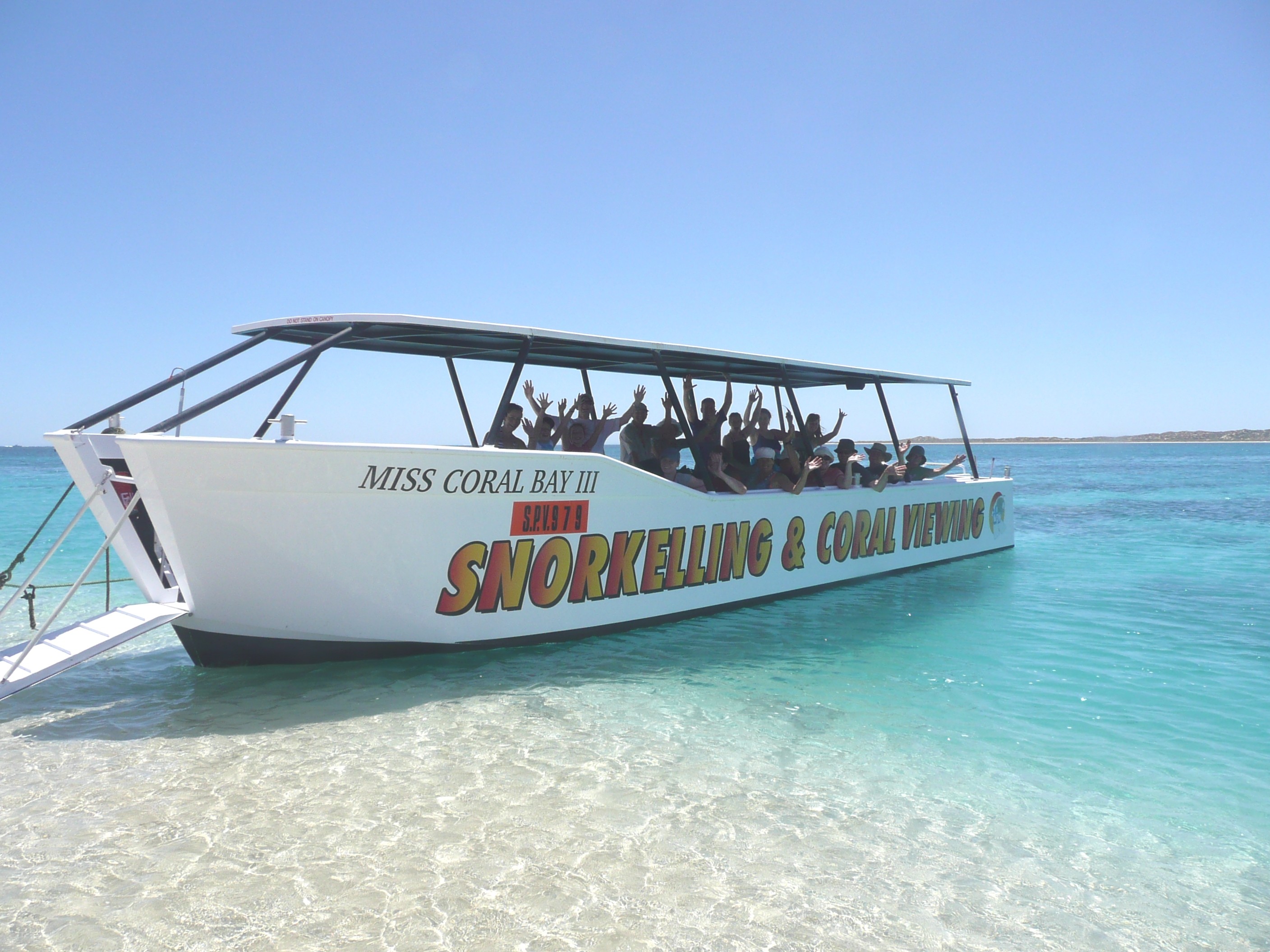 coral bay boat tours