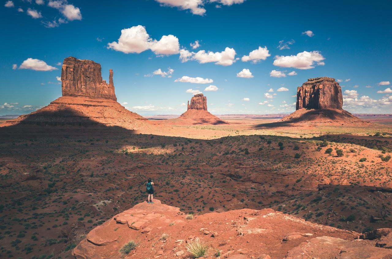 Page to Monument Valley with ground tour