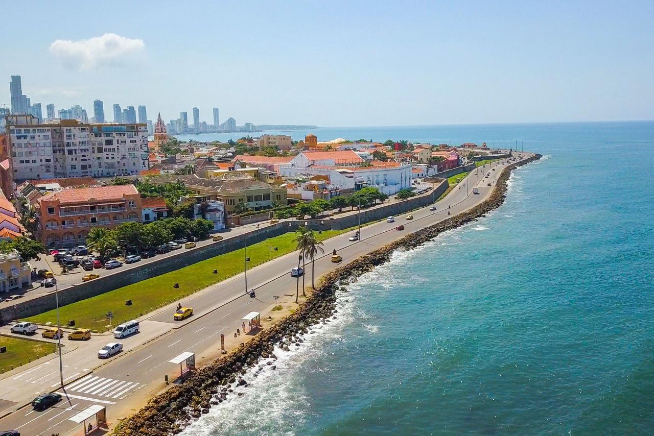 Paquete 5 días & 4 noches -Hotel Taybo Beach- Tour Santa Marta & Cartagena 