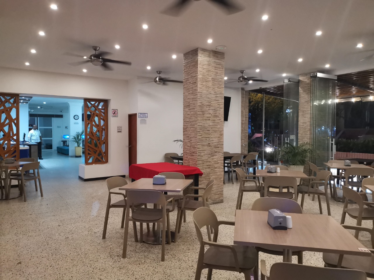 Paquete 5 días & 4 noches en Hotel Portobahía Santa Marta y La Guajira