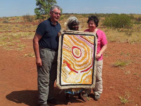 Aboriginal Art Centre Tours  – Western Deserts Tour – From Alice Springs to Uluru 7 days 